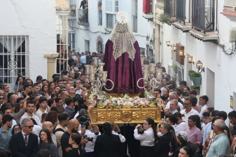 Image for the story: Arcos celebrates its first Procesión Magna with eleven floats and ten brotherhoods