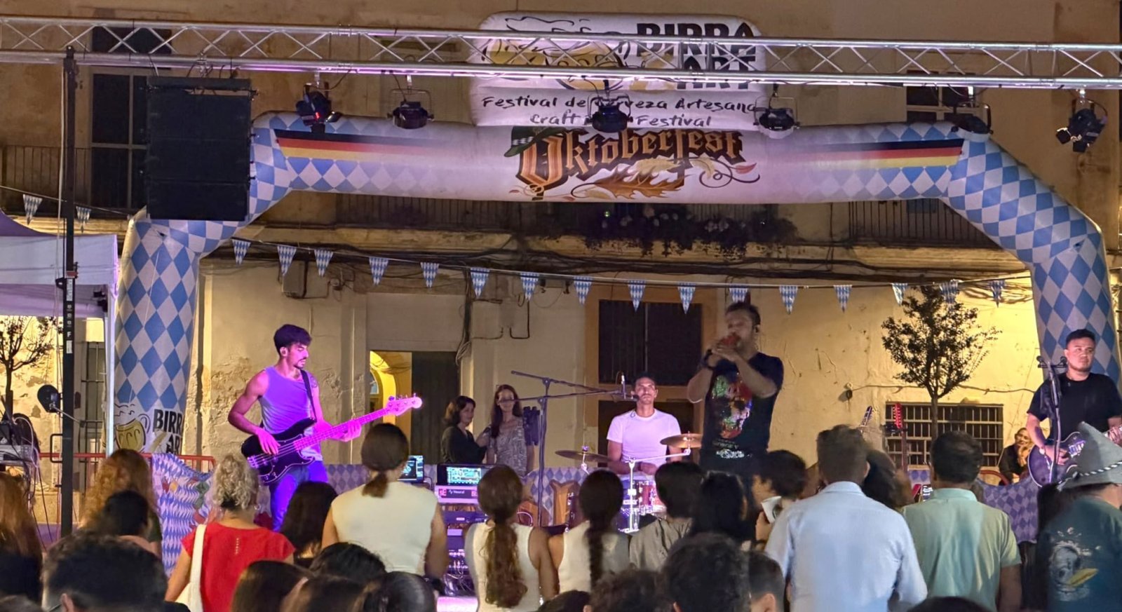Image for the story: The Oktoberfest in El Puerto closes this Sunday with music and thirty beer brands