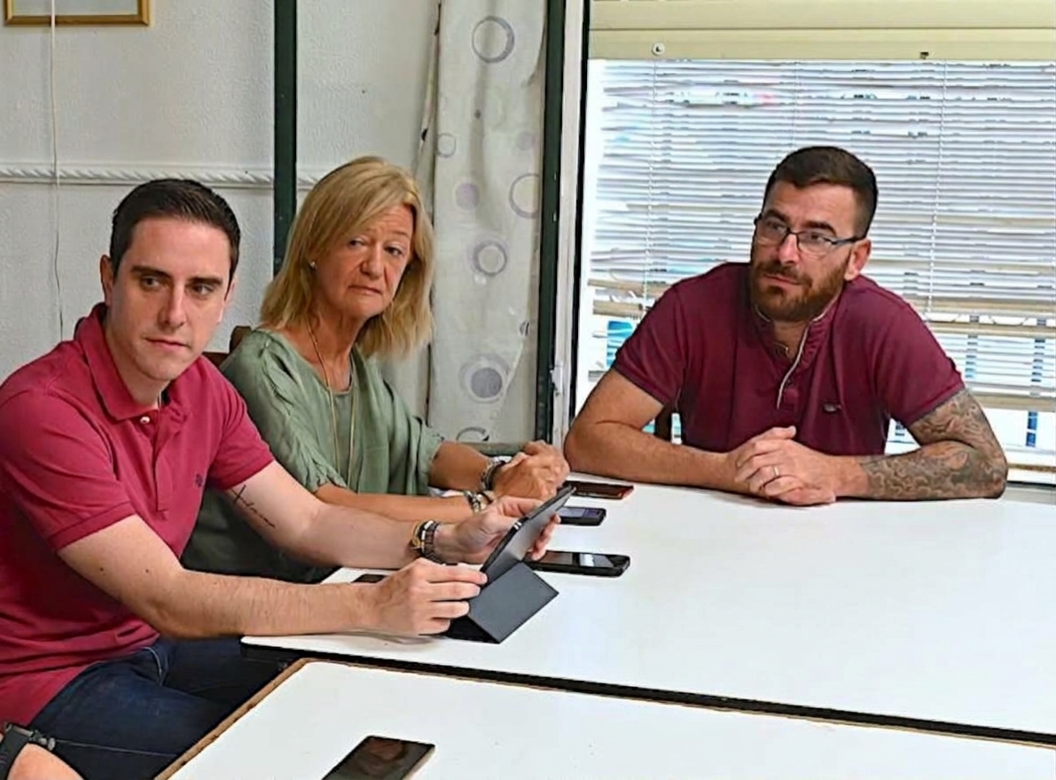 Image for the story: Jerez City Council improves street furniture and road safety in San Telmo