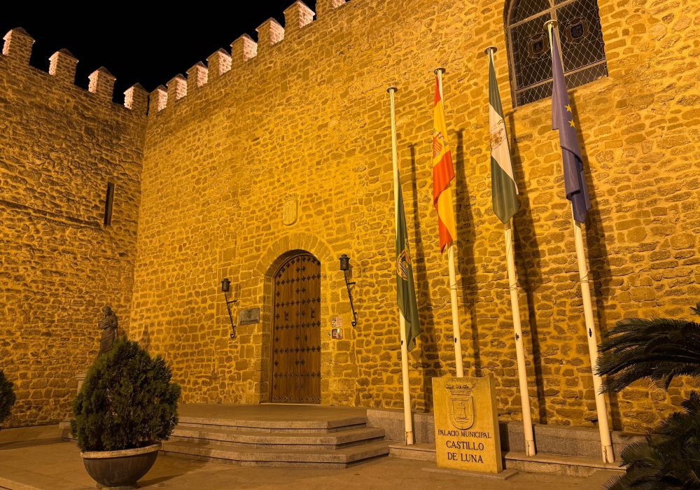 Imagen de la noticia: Rota aplaza los sorteos de Navidad y suspende actos por el luto oficial