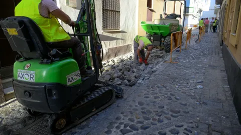 Imagen de la noticia: Arrancan las obras de la calle Mirador en Santa María tras once años de demandas