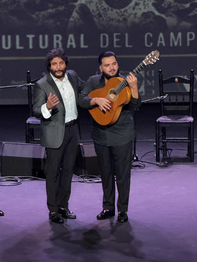 Imagen de la noticia: Esperanza Fernández, Montse Cortés y Antonio Reyes llenan el Teatro Galiardo en la Bienal de San Roque
