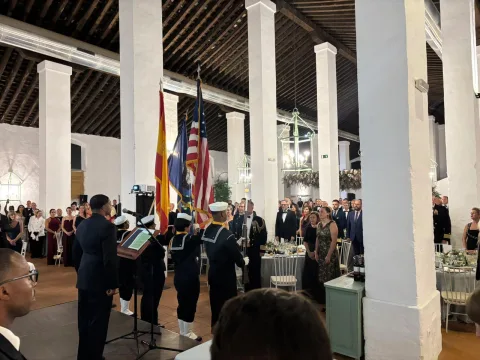 Imagen de la noticia: El Puerto acoge la Navy Ball por el 251 aniversario de la Armada de Estados Unidos