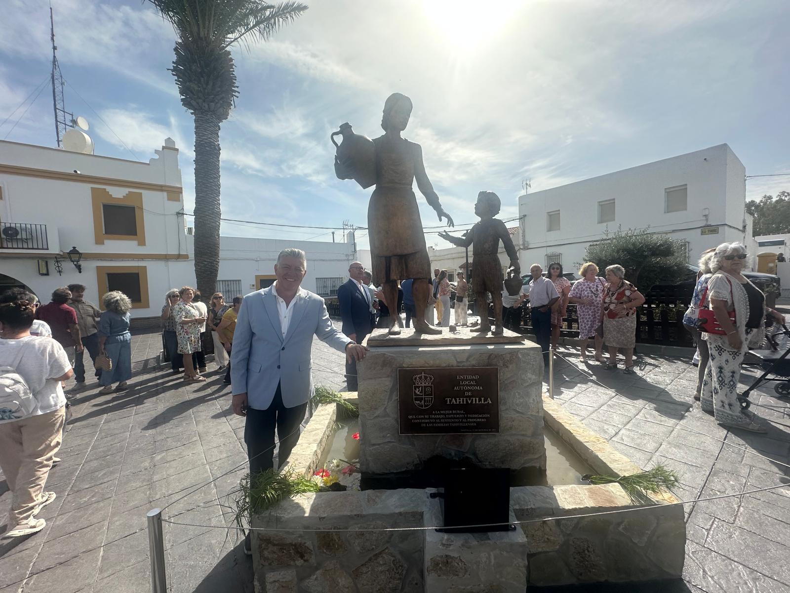 Imagen de la noticia: Tahivilla cierra los actos de su 75 aniversario con un documental sobre su historia