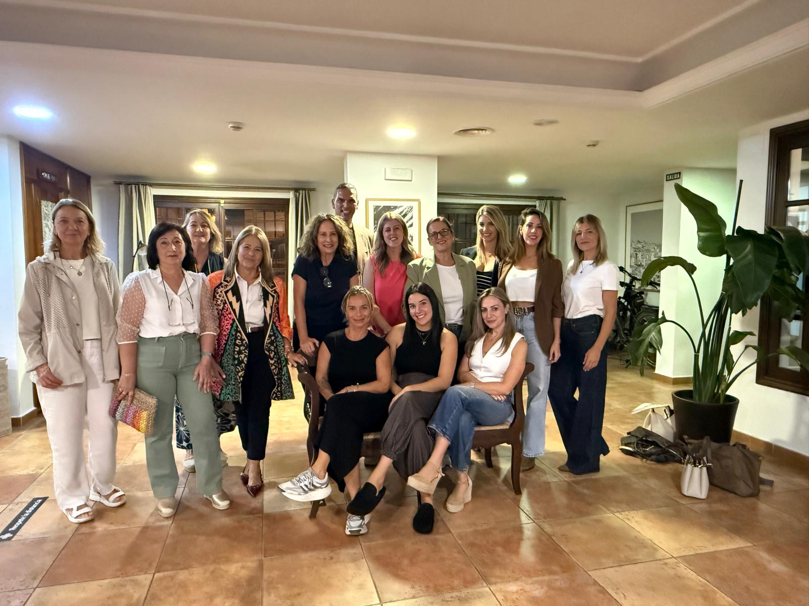 Imagen de la noticia: Olvera celebra el sábado 24 su primera pasarela de moda con cinco comercios locales