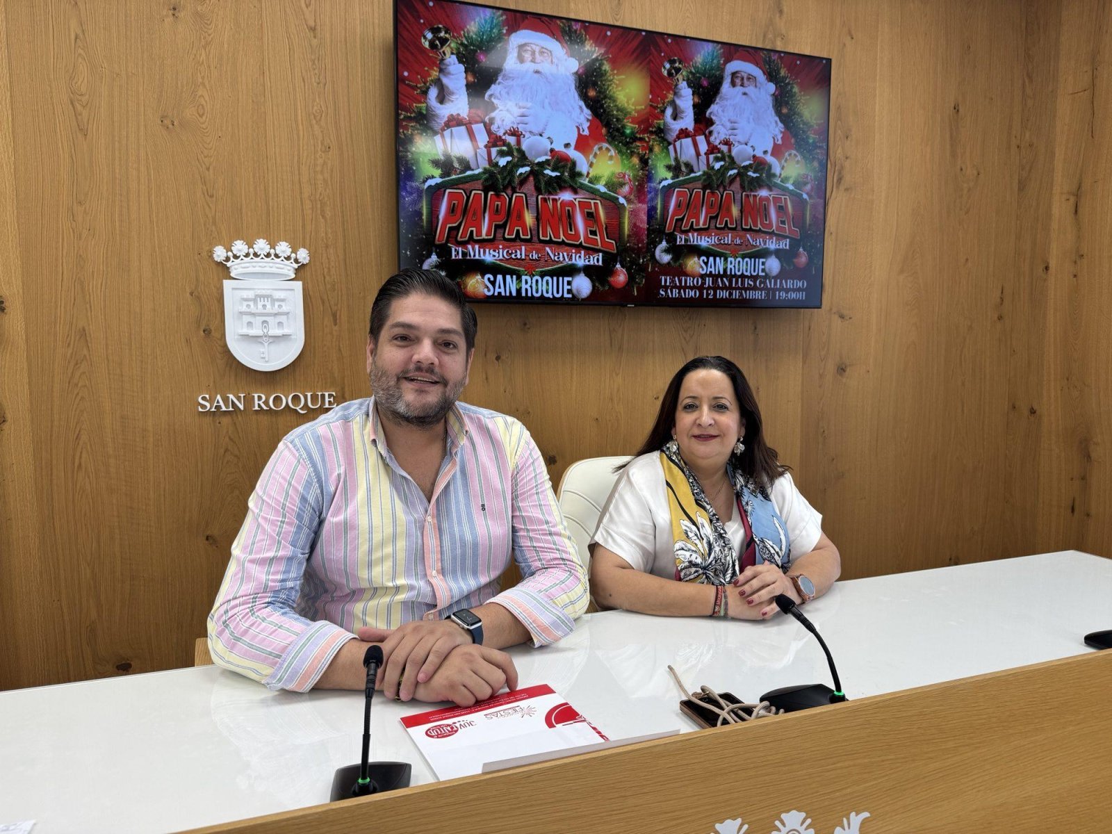 Imagen de la noticia: San Roque lleva 'Papá Noel, el musical' al Teatro Galiardo por cinco euros