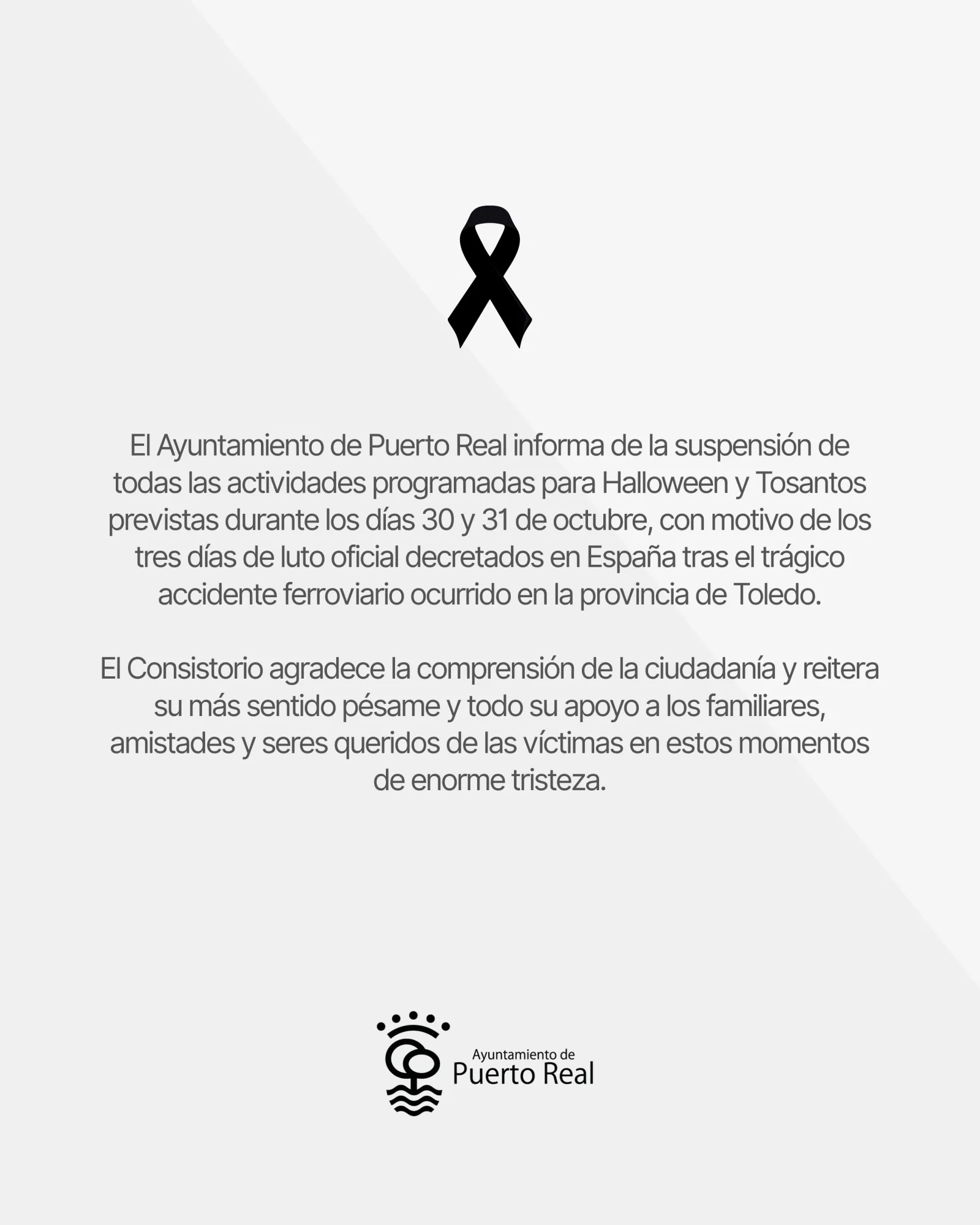 Lazo negro sobre fondo claro con un comunicado del Ayuntamiento de Puerto Real sobre la suspensión de actividades por luto oficial.